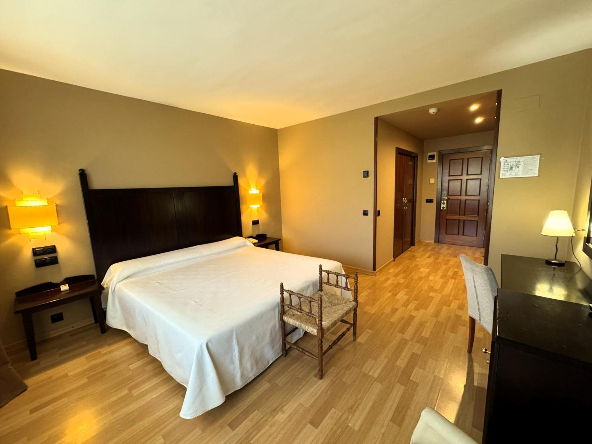 קאמפו Hotel Cotiella מראה חיצוני תמונה