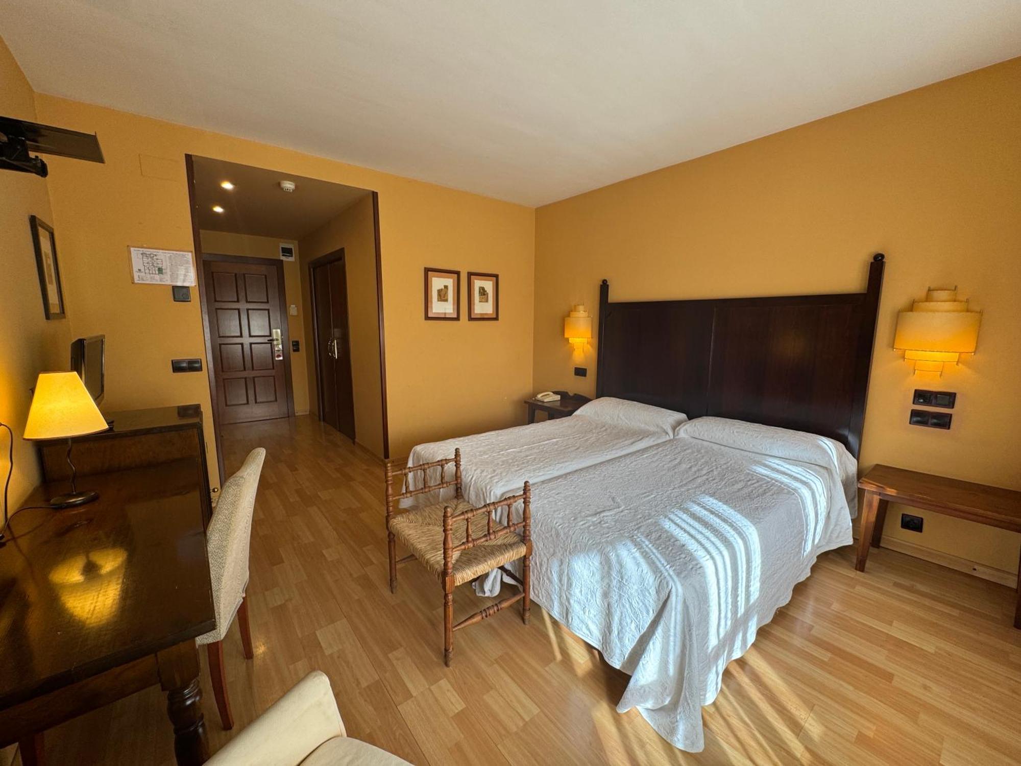 קאמפו Hotel Cotiella מראה חיצוני תמונה